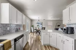 8816 Milton Lease Dr, Austin, TX 78747 - Photo 11