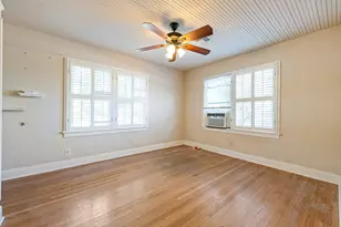 921 E 37th St, Austin, TX 78705 - Photo 3