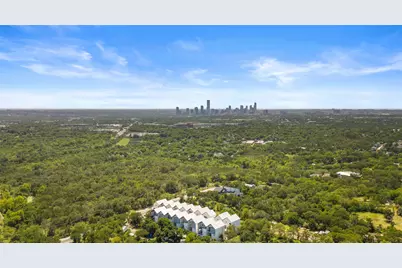 5912 Harold Court #107, Austin, TX 78721 - Photo 3