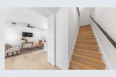 5912 Harold Court #107, Austin, TX 78721 - Photo 21