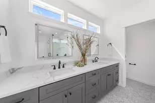 5912 Harold Ct, Austin, TX 78721 - Photo 25