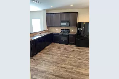 124 Hollis Lane, Kyle, TX 78640 - Photo 5