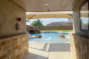 124 Hollis Ln, Kyle, TX 78640 - Photo 17