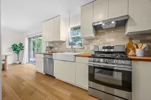 2506 East Side Dr, Austin, TX 78704 - Photo 11