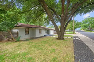 2506 East Side Dr, Austin, TX 78704 - Photo 31
