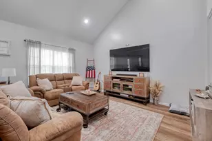 401 Coleto Creek Loop, Kyle, TX 78640 - Photo 13