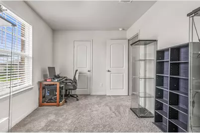 304 Hyacinth Way UNIT #7-K, Jarrell, TX 76537 - Photo 17