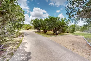 18220 Shepherds Corral, Dripping Springs, TX 78620 - Photo 3