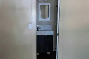 1000 Chihuahua St, Lockhart, TX 78644 - Photo 5