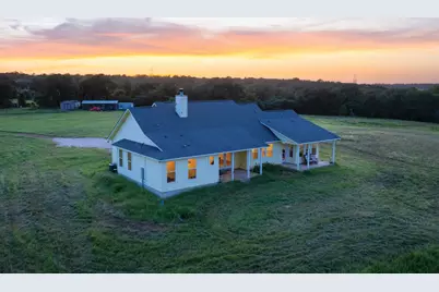 498 N County Line Road, Elgin, TX 78621 - Photo 1