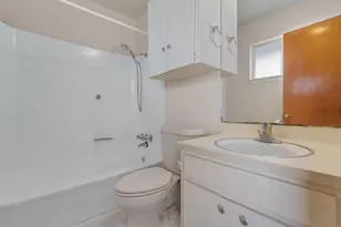 8621 Putnam Dr, Austin, TX 78757 - Photo 17