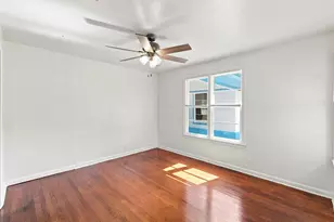 312 S Wilson Ave, Giddings, TX 78942 - Photo 15