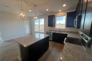 255 Gus Loop, Georgetown, TX 78626 - Photo 15