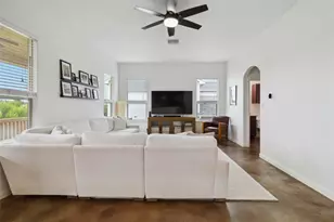 173 Kipahulu Dr, Bastrop, TX 78602 - Photo 7