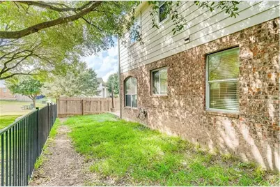 1821 Briarton Lane N, Round Rock, TX 78665 - Photo 23