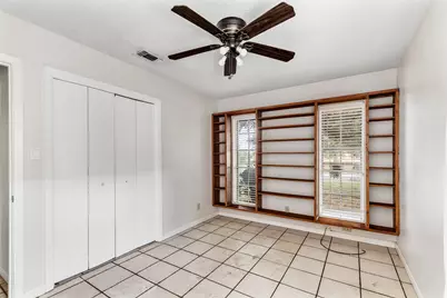 7506 Glenhill Road, Austin, TX 78752 - Photo 11