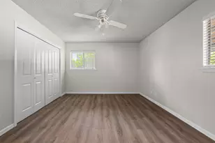 7506 Glenhill Rd, Austin, TX 78752 - Photo 15