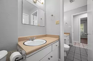 7506 Glenhill Rd, Austin, TX 78752 - Photo 17