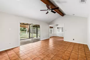 7506 Glenhill Rd, Austin, TX 78752 - Photo 3
