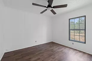 1375 Plant Rd, Luling, TX 78648 - Photo 9