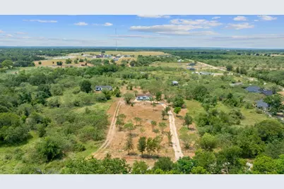 1375 Plant Road, Luling, TX 78648 - Photo 15