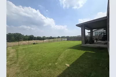 124 Ribera Drive, Liberty Hill, TX 78642 - Photo 35