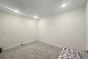 124 Ribera Dr, Liberty Hill, TX 78642 - Photo 23