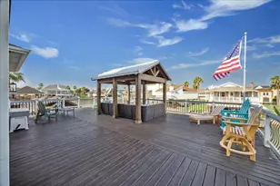 241 Tamana Dr, Galveston, TX 77554 - Photo 37