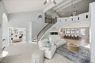 241 Tamana Dr, Galveston, TX 77554 - Photo 5