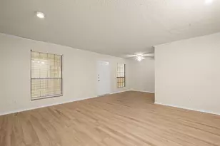 2401 Leon St, Austin, TX 78705 - Photo 7