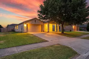 411 Leo Ln, Killeen, TX 76542 - Photo 1