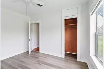 419 Avenue G, Marble Falls, TX 78654 - Photo 11