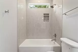 240 Shadow Oak Dr, Bastrop, TX 78602 - Photo 21