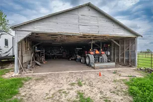 851 Co Rd 455, Coupland, TX 78615 - Photo 19
