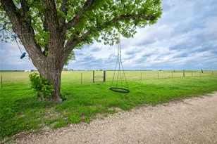 851 Co Rd 455, Coupland, TX 78615 - Photo 25