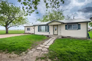 851 Co Rd 455, Coupland, TX 78615 - Photo 1