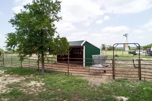 11946 Cr 2001, Lometa, TX 76853 - Photo 27