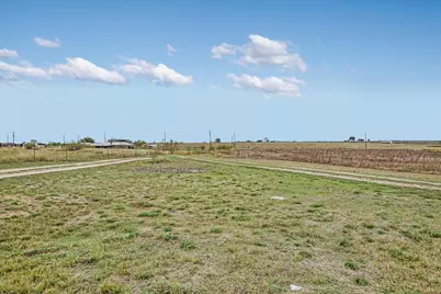 990 Cr 331, Granger, TX 76530 - Photo 3