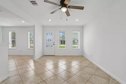 407 Magnolia Street, Bastrop, TX 78602 - Photo 5