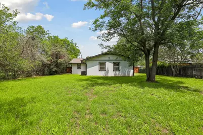 407 Magnolia Street, Bastrop, TX 78602 - Photo 25