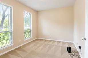 2070 Intrepid Dr, Buda, TX 78610 - Photo 9