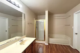 3515 Sandy Brook Dr, Round Rock, TX 78665 - Photo 9