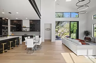 419 Hazeltine Dr, Lakeway, TX 78734 - Photo 17