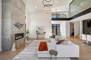 419 Hazeltine Dr, Lakeway, TX 78734 - Photo 11