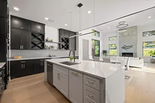 419 Hazeltine Dr, Lakeway, TX 78734 - Photo 15