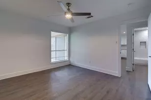 6910 Hart Ln, Austin, TX 78731 - Photo 15