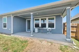 224 Sweetwater Crk Ln, Hutto, TX 78634 - Photo 21