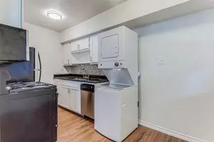 2401 Manor Rd, Austin, TX 78722 - Photo 5