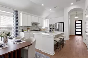 125 Three Oaks Ln, Georgetown, TX 78628 - Photo 15