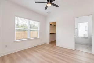 525 S Main St, Kyle, TX 78640 - Photo 13